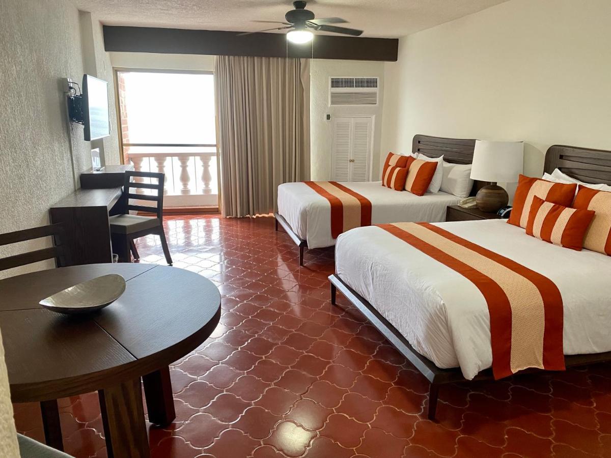 Costa Sur Resort & Spa Puerto Vallarta Buitenkant foto